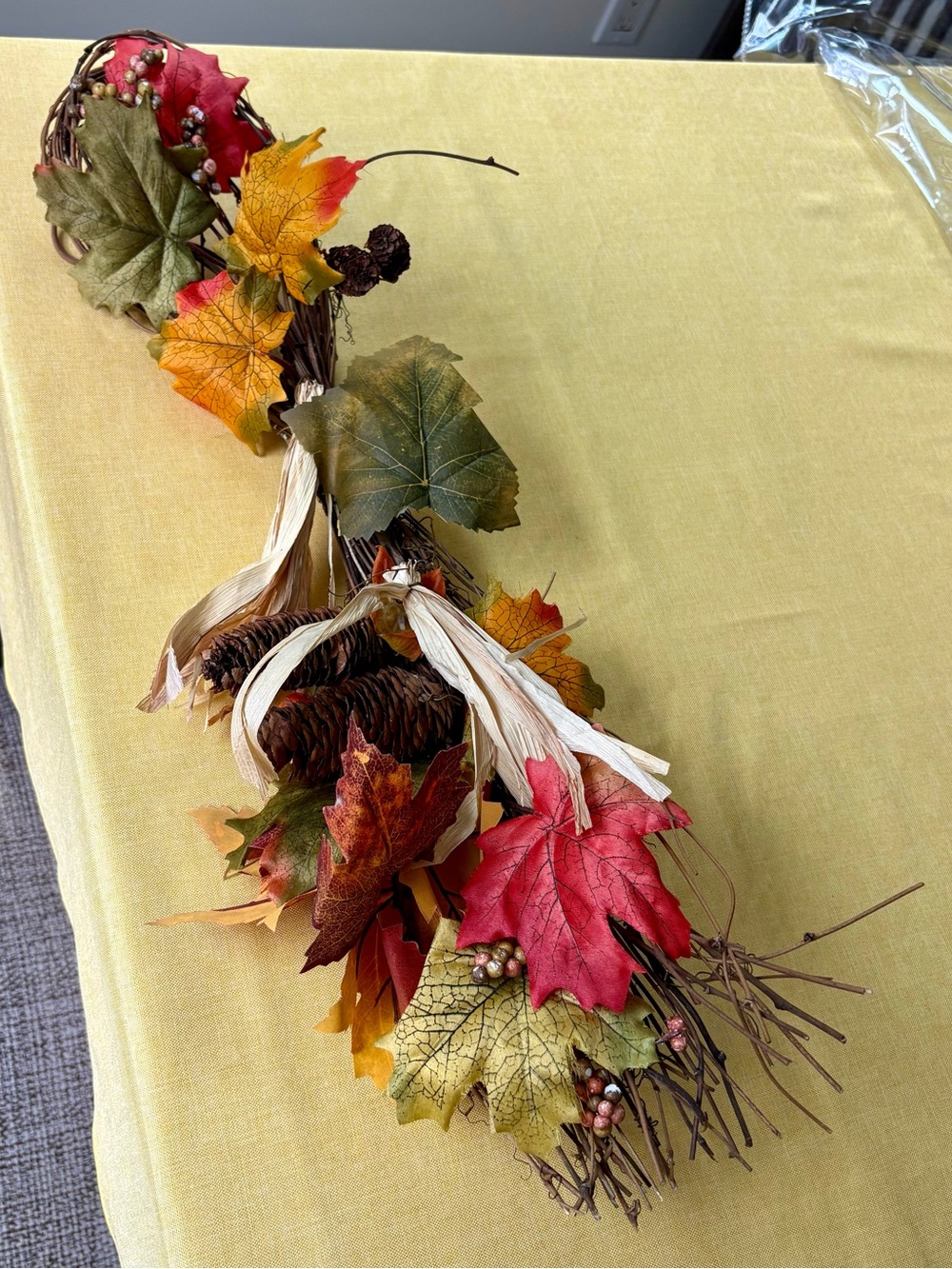 Autumn Harvest Fall Swag / Wall Hanger